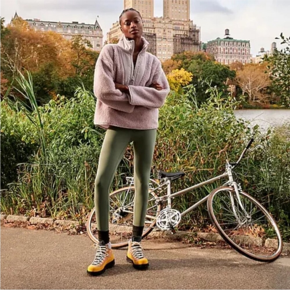 NWT J. Crew High-rise 7/8 Leggings in Signature Flex Lycra Power Green